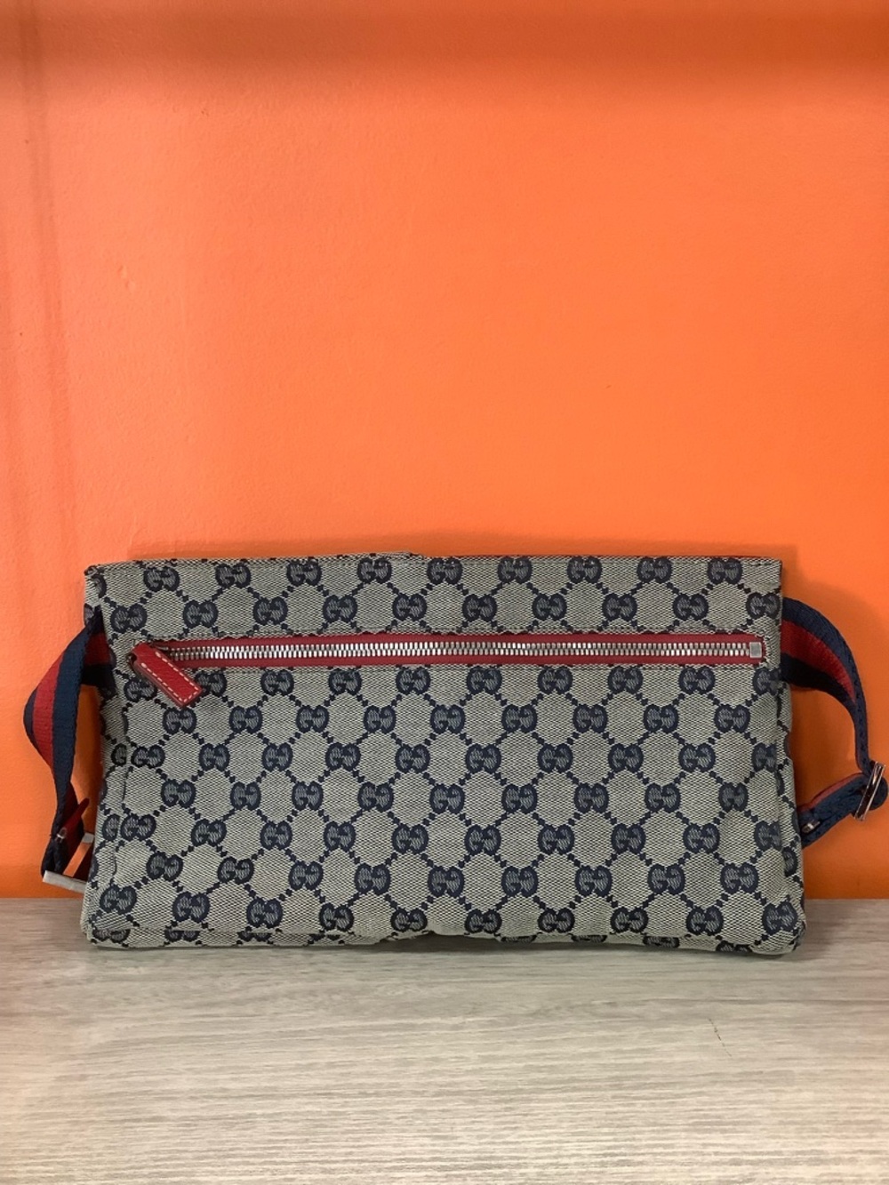 Gucci Signature Monogrammed Double Pocket Belt Bag - Picture 6 of 13